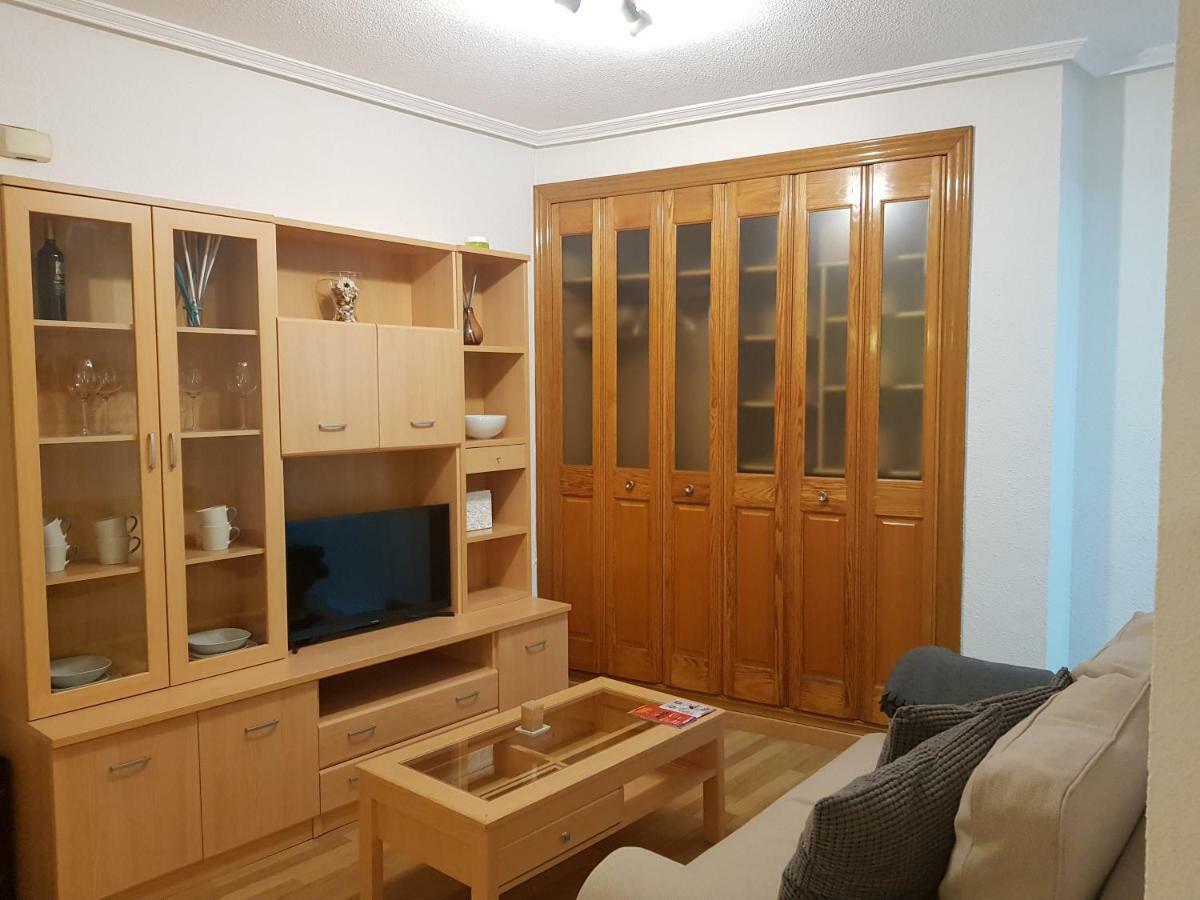 Julias Apartment มาลากา ภายนอก รูปภาพ