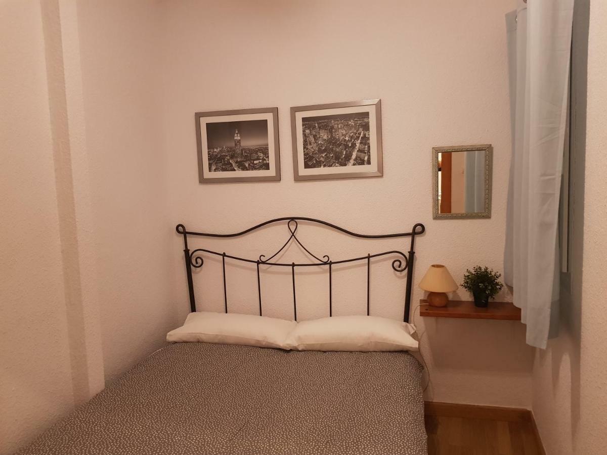 Julias Apartment มาลากา ภายนอก รูปภาพ